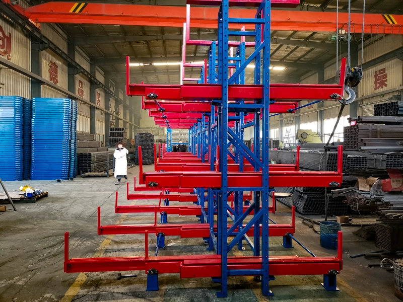 Tcrack telescopic cantilever fully extended